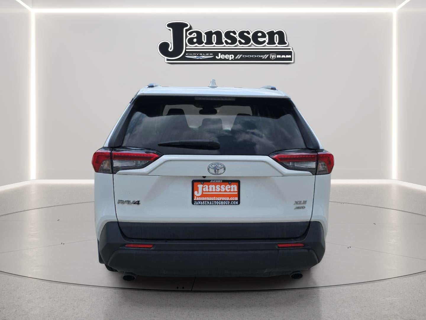 2019 Toyota RAV4 XLE