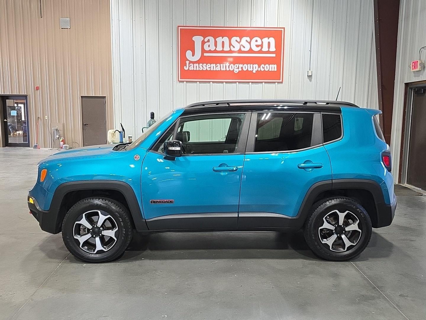 2022 Jeep Renegade Trailhawk