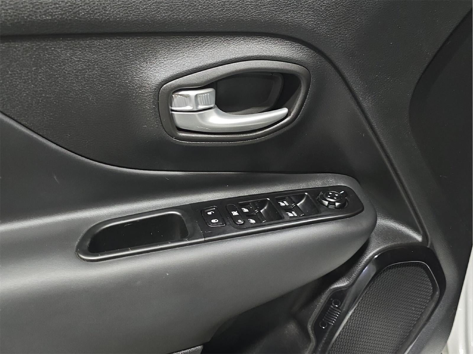 2023 Jeep Renegade Altitude